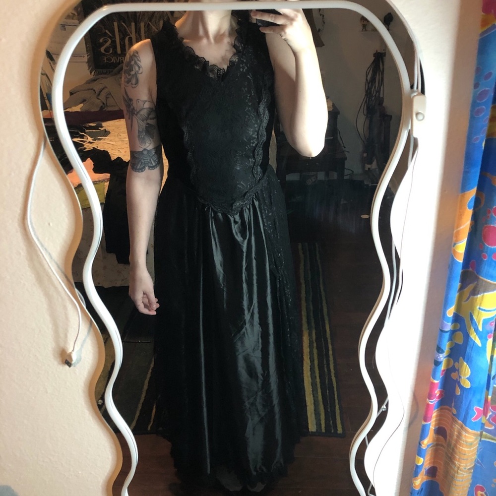 “Belle poque” Black velvet maxi dress with lace trim and ruffles